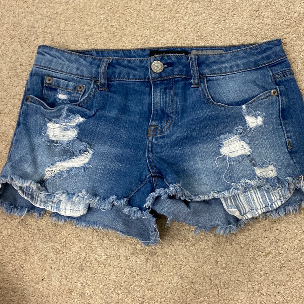 Aeropostale low rise jean shorts